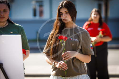 Возложение Народный Фронт