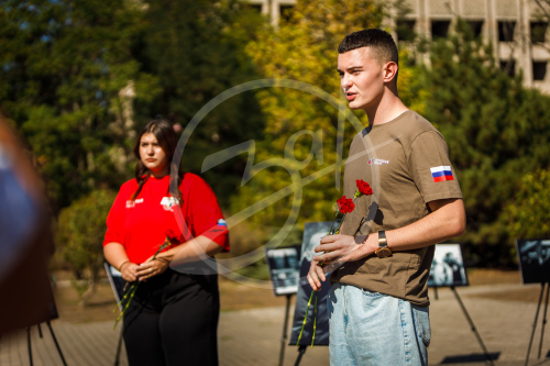 Возложение Народный Фронт