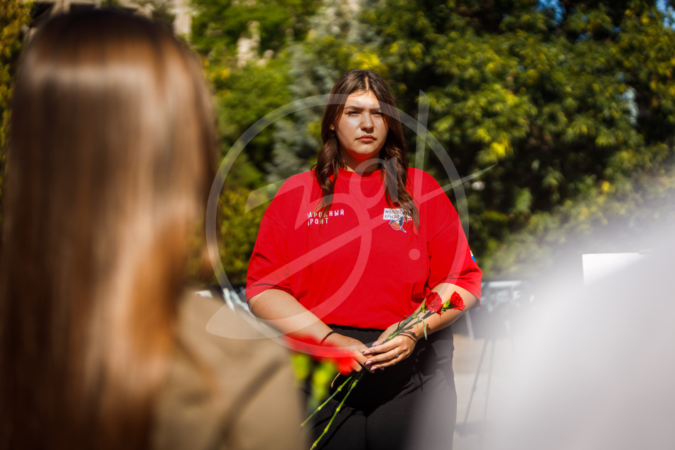 Возложение Народный Фронт