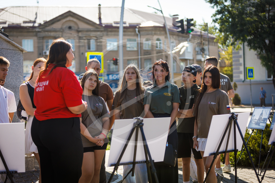 Возложение Народный Фронт