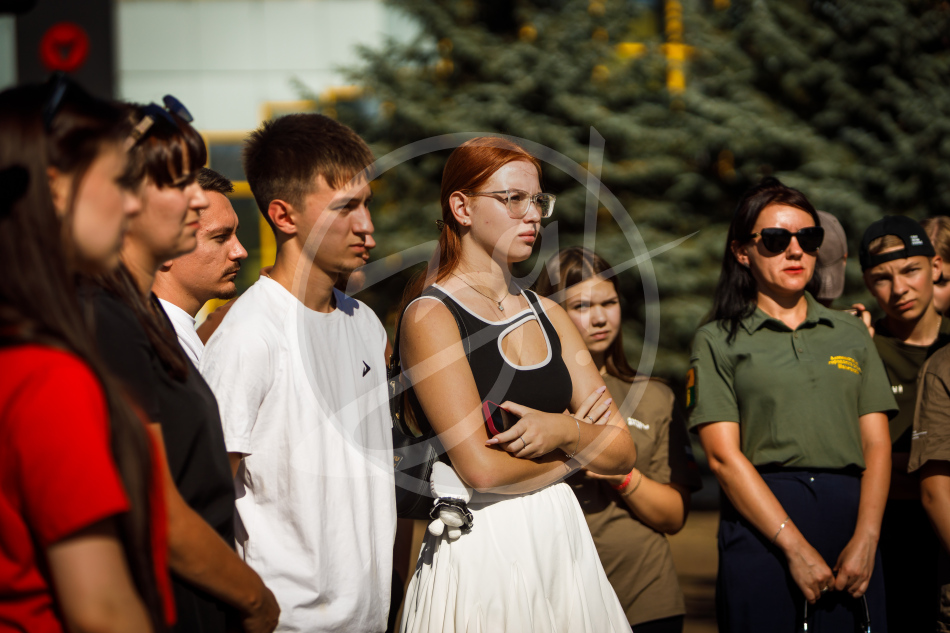 Возложение Народный Фронт