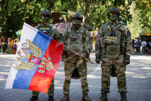 «Три любимых цвета» и «Российский триколор».