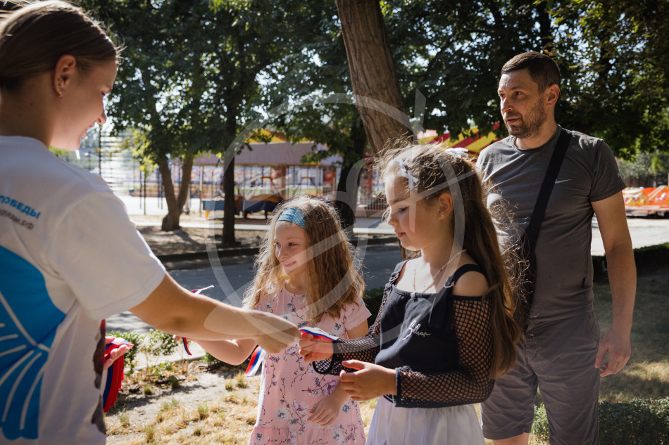 «Три любимых цвета» и «Российский триколор».