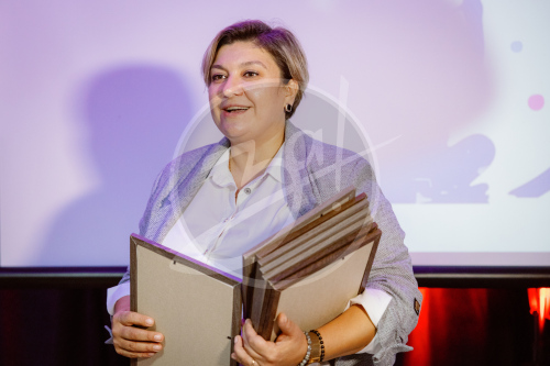 Анатолий
Надратовский и Анастасия
Петрова