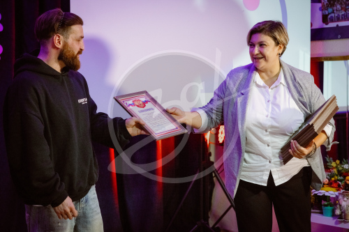 Анатолий
Надратовский и Анастасия
Петрова