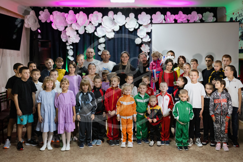 Анатолий
Надратовский и Анастасия
Петрова