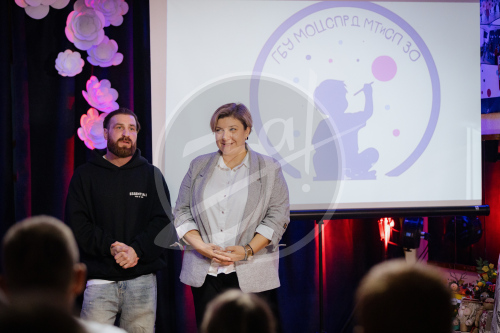 Анатолий
Надратовский и Анастасия
Петрова