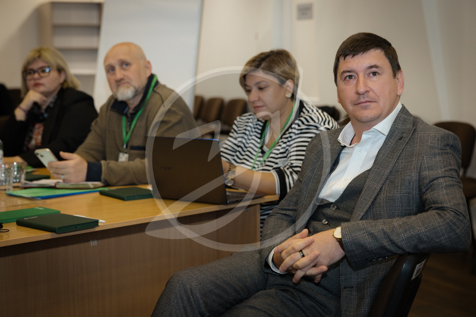 Перспективы внедрения искусственного интеллекта в разные сферы жизни обсудили на сессии дизайн-мышления от Сбербанка «AI- трансформация Запорожской области»