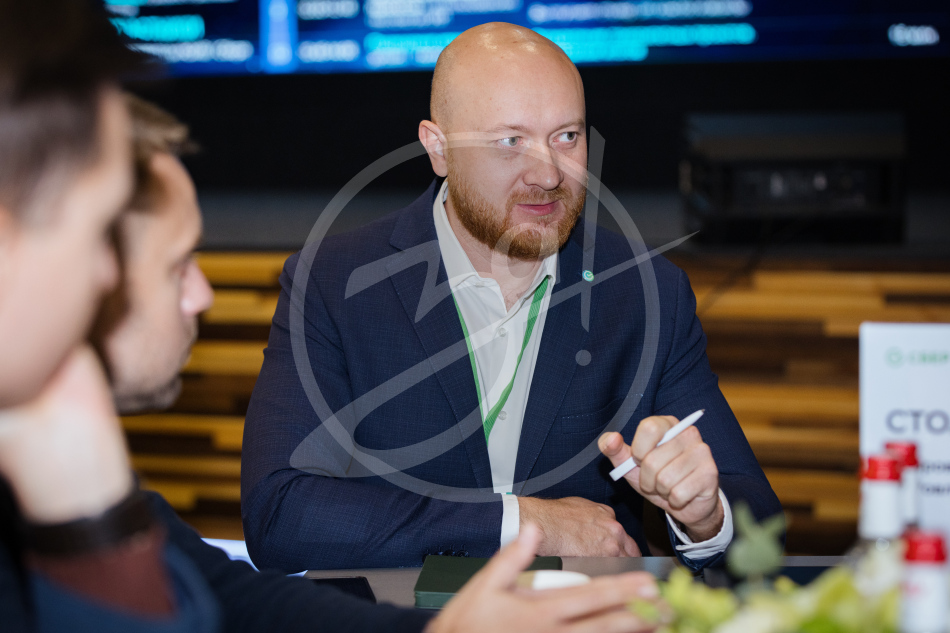 Перспективы внедрения искусственного интеллекта в разные сферы жизни обсудили на сессии дизайн-мышления от Сбербанка «AI- трансформация Запорожской области»