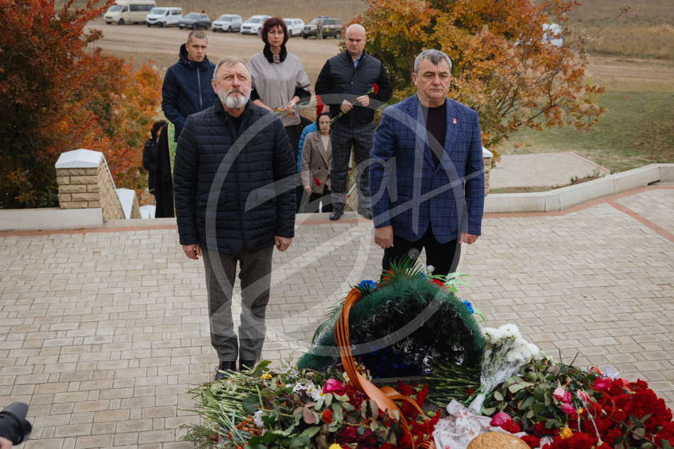 Ко Дню освобождения Мелитополя от немецко-фашистских захватчиков Запорожскую область посетила делегация Донецкой Народной Республики.