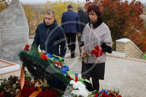 Ко Дню освобождения Мелитополя от немецко-фашистских захватчиков Запорожскую область посетила делегация Донецкой Народной Республики.