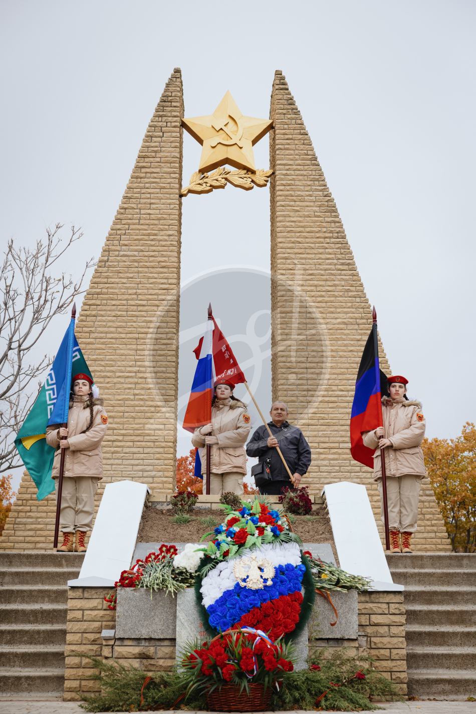 Ко Дню освобождения Мелитополя от немецко-фашистских захватчиков Запорожскую область посетила делегация Донецкой Народной Республики.