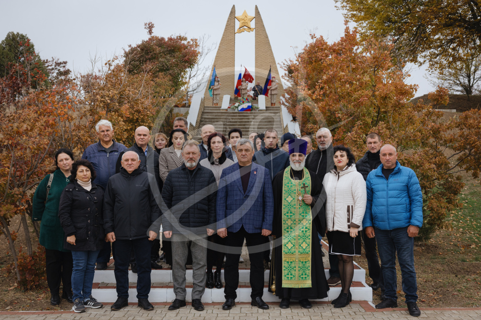 Ко Дню освобождения Мелитополя от немецко-фашистских захватчиков Запорожскую область посетила делегация Донецкой Народной Республики.