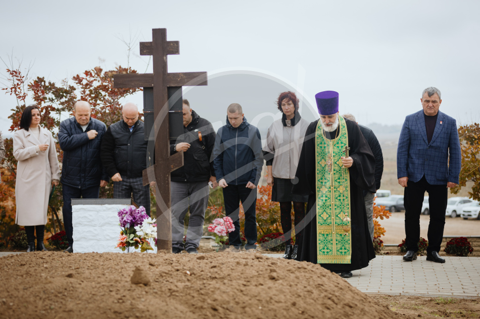 Ко Дню освобождения Мелитополя от немецко-фашистских захватчиков Запорожскую область посетила делегация Донецкой Народной Республики.
