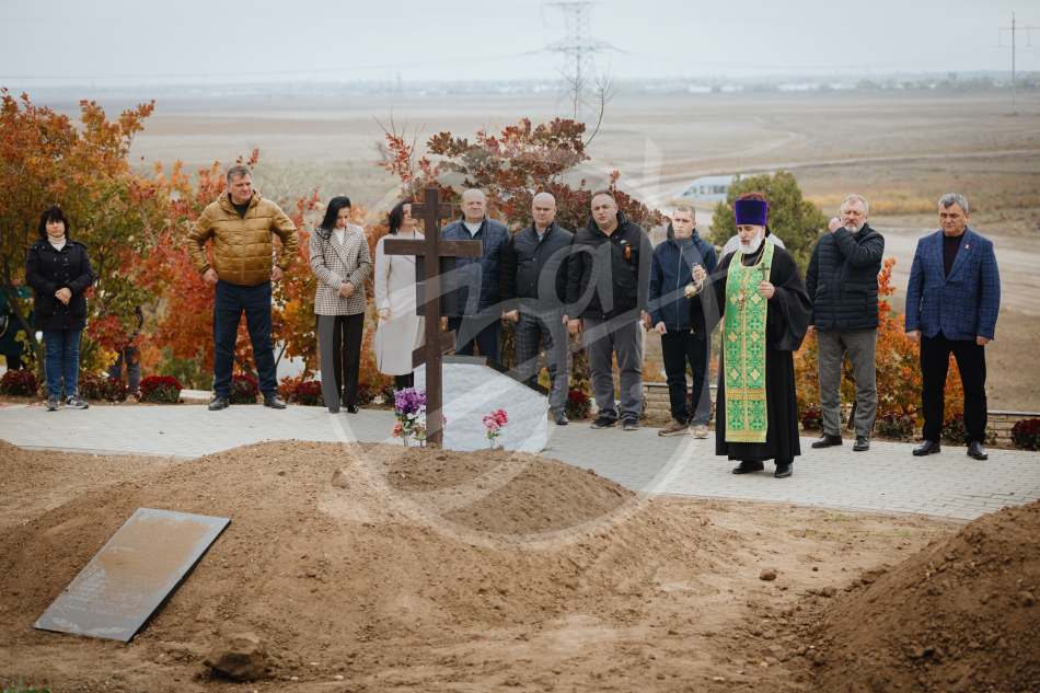 Ко Дню освобождения Мелитополя от немецко-фашистских захватчиков Запорожскую область посетила делегация Донецкой Народной Республики.